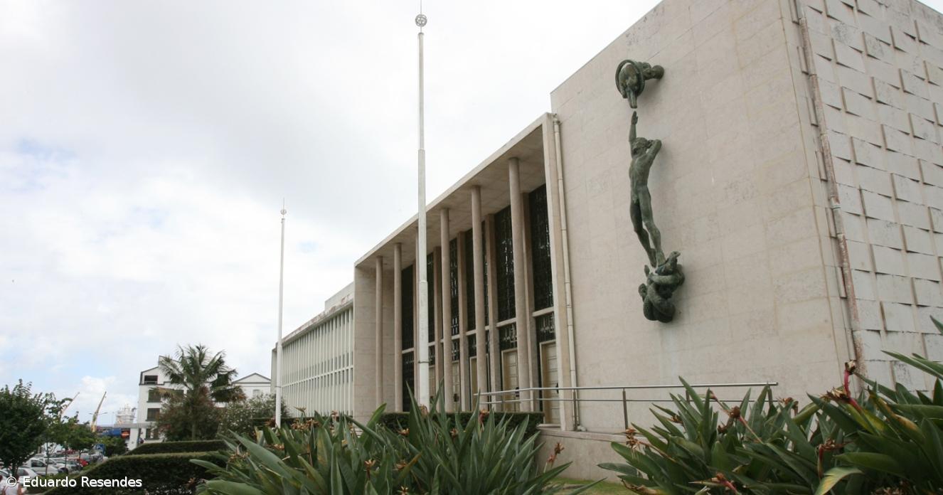 Tribunal