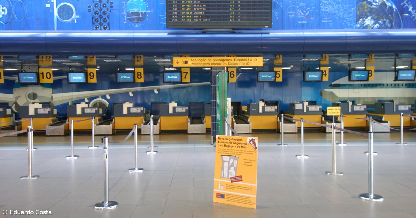 Aeroporto Jo�o Paulo II em Ponta Delgada