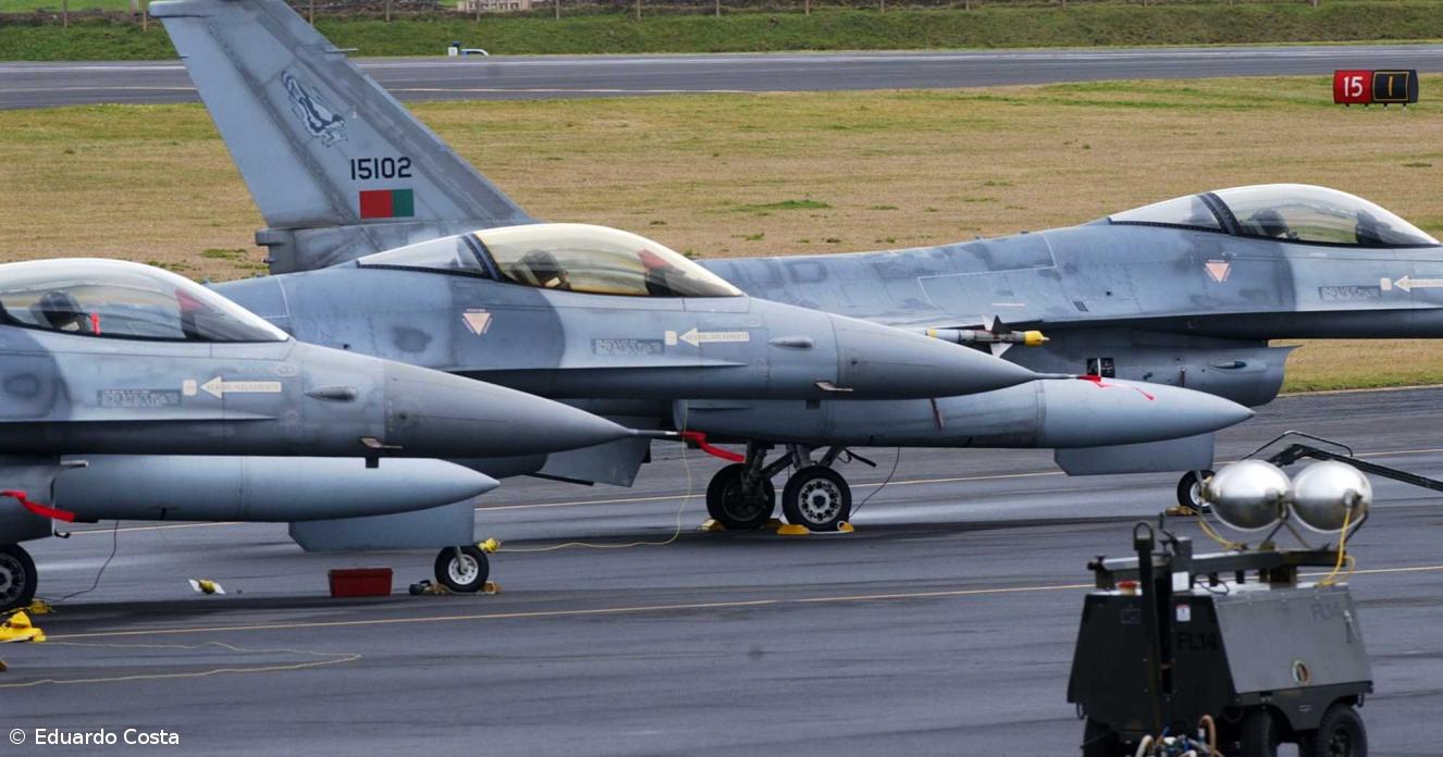 Base das Lajes