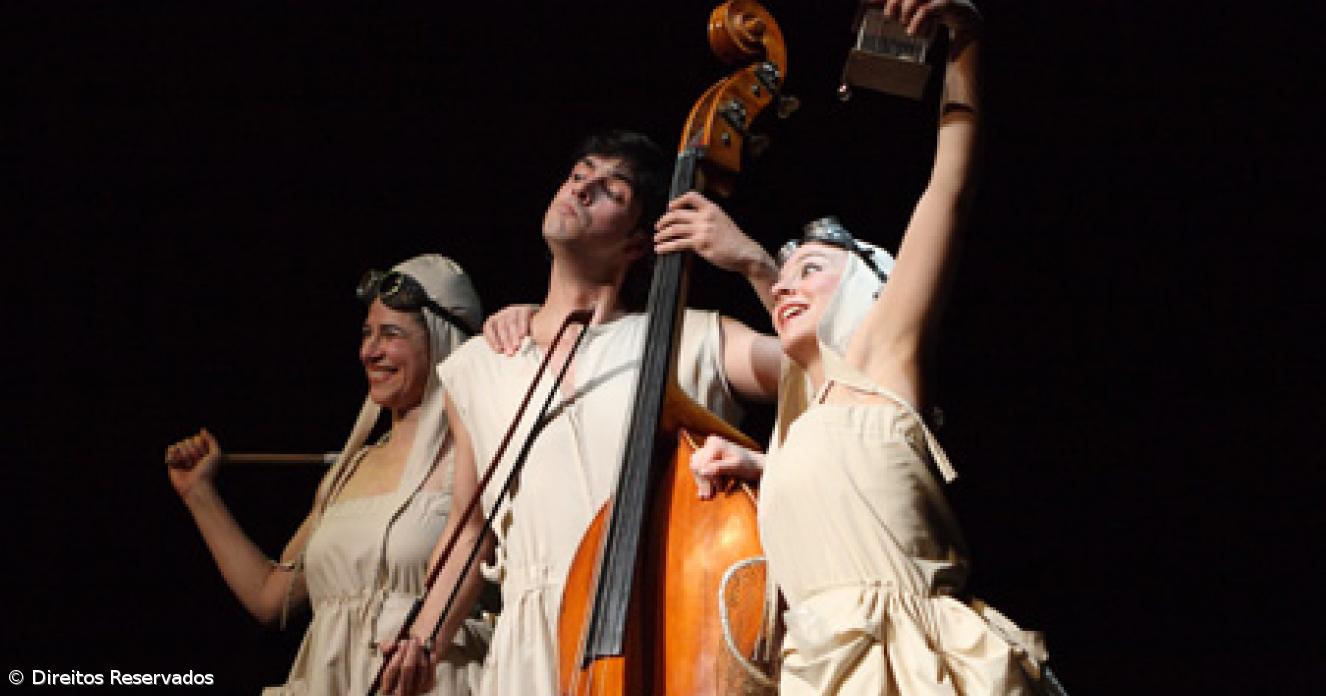 "Agora eu Era" no teatro Micaelense