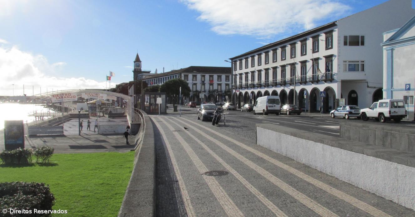 Ponta Delgada assinala centenário de bombardeamento à cidade - Açoriano Oriental