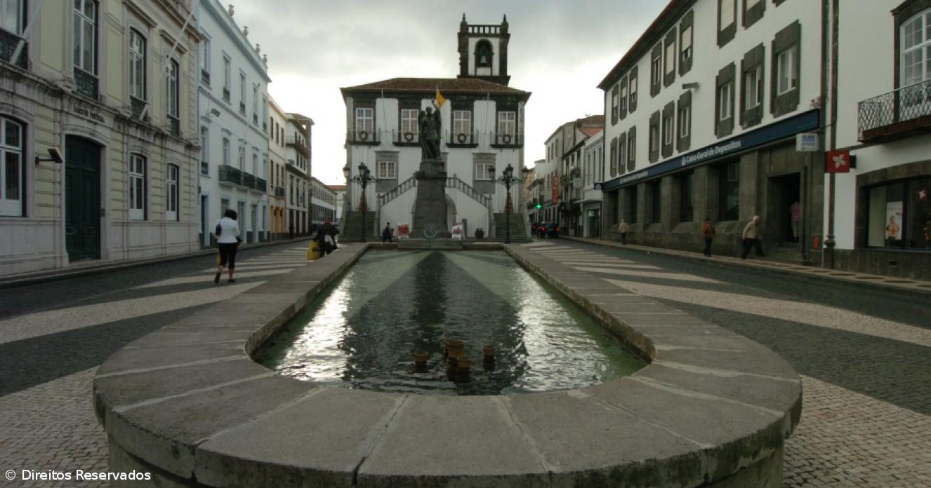 Câmara de Ponta Delgada identifica infratores com lixo mas sem ... - Açoriano Oriental