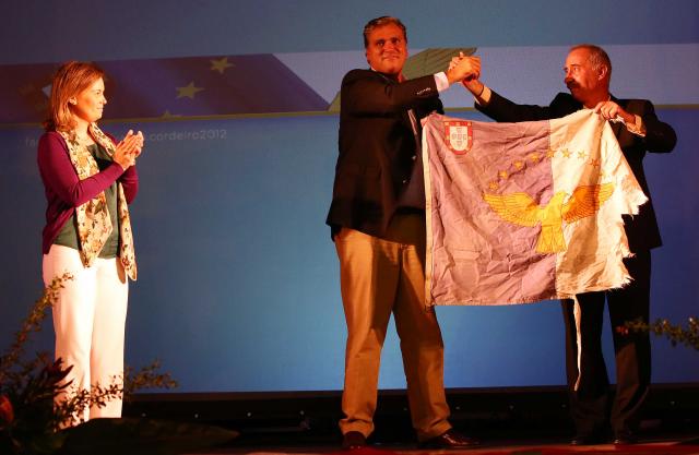 Candidato socialista adverte que mar dos Açores "não está a saque"