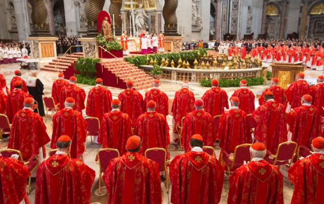 Começou a missa que dá início ao Conclave que vai eleger sucessor de Bento XVI