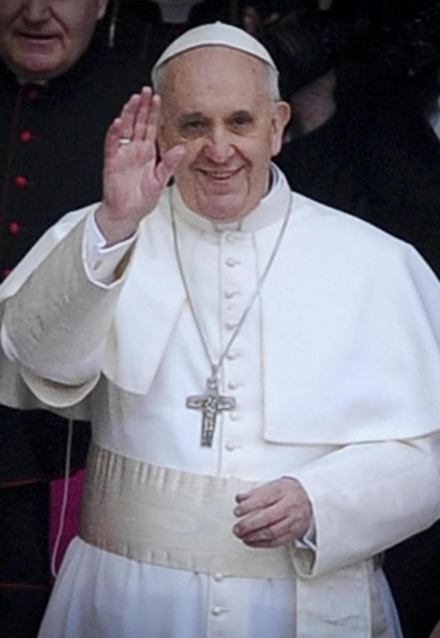 Papa pede aos cardeais que resistam ao pessimismo