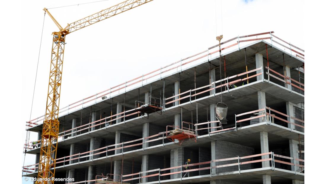 Concursos desertos nos Açores e na Madeira por falta de mão-de-obra e materiais