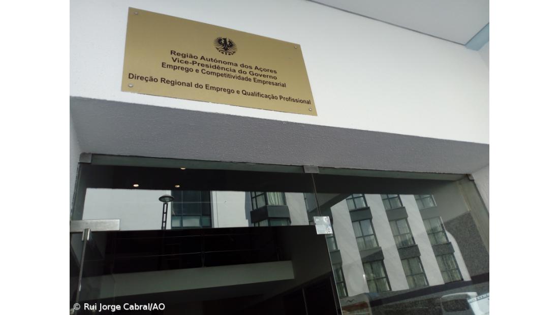 Taxa de desemprego fixa-se em 5,7% 