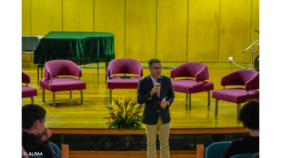 Presidente do parlamento açoriano diz que fixar jovens é desígnio local e regional