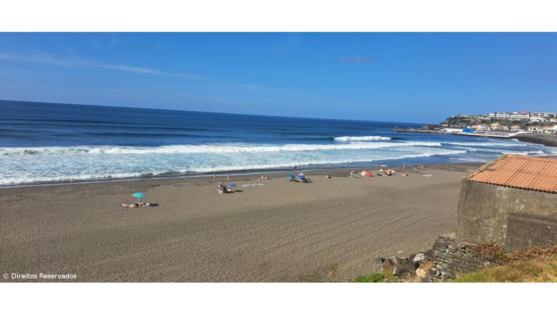 Levantada a interdição na praia do Monte Verde