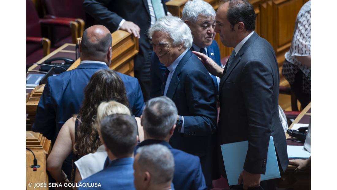 Pacheco de Amorim e Filipe Melo eleitos vice-presidente e vice-secretário do parlamento