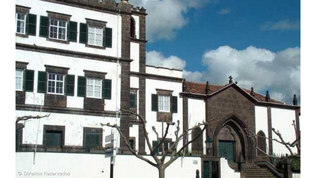 Escavações arqueológicas em igreja de Vila Franca do Campo começam na segunda-feira