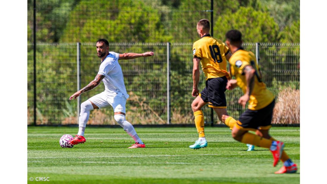 Santa Clara vence Wolverhampton por 2-1 em jogo particular