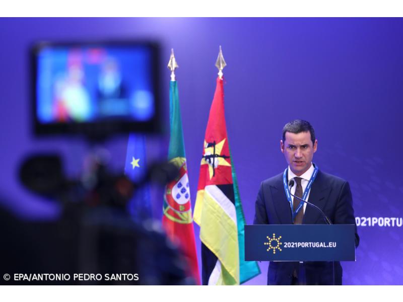 Primeiro-ministro português apresentou a demissão