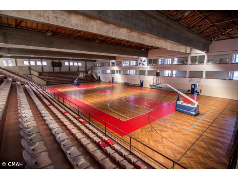 Mau tempo nos Açores adia jogo de basquetebol entre Lusitânia e Sporting -  Açoriano Oriental