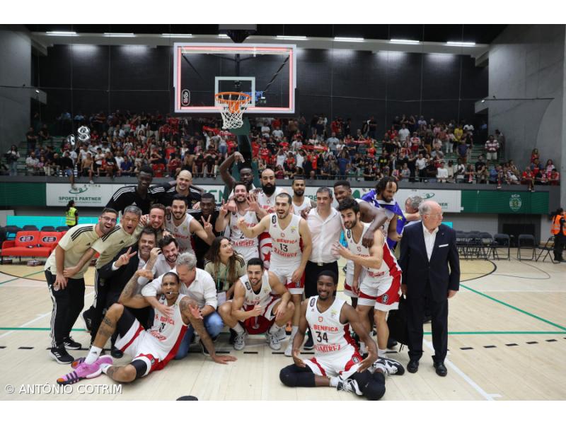 União Sportiva vence Benfica no primeiro jogo do título de basquetebol  feminino - Açoriano Oriental