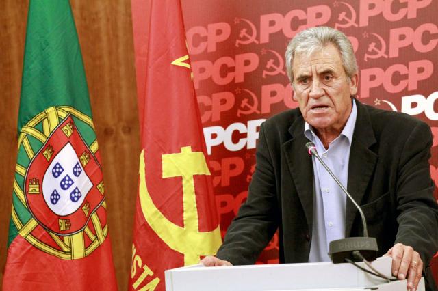 Jerónimo de Sousa acusa PS, PSD e CDS de "enganarem os açorianos"