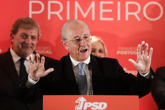 Rio defende que PSD não teve “grande derrota” e vai ponderar com “serenidade” se continua
