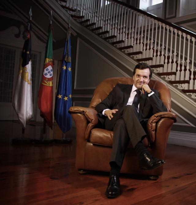 José Andrade lança obra sobre a Automonia 