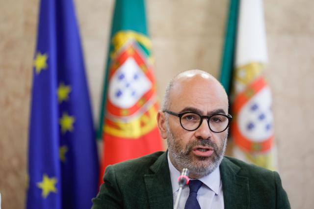 TAP parcialmente privatizada vai manter marca e empregos no país