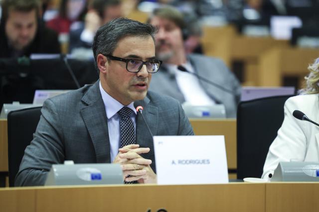 UE chega a acordo provisório para simplificar política agrícola