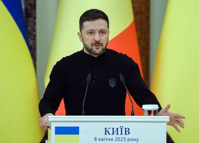 Zelensky diz que ataque contra Kiev foi "dos maiores" na guerra
