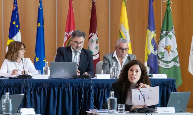 Praia da Vitória reduz dívida a fornecedores para 59 mil euros