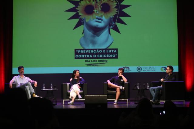 Coliseu juntou 500 jovens para falar sobre saúde mental