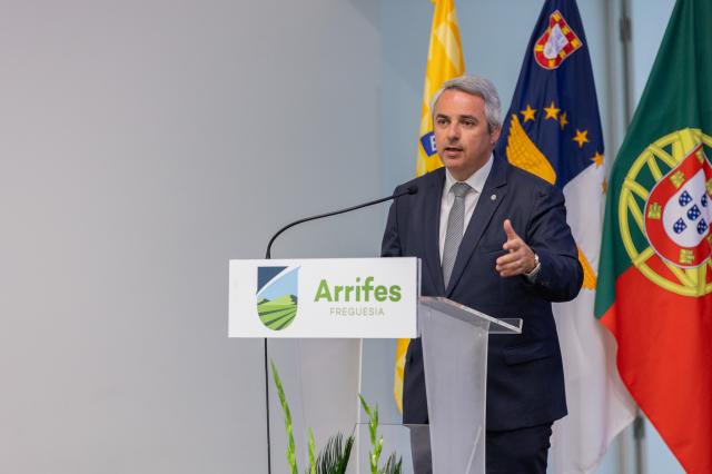 Autarca de Ponta Delgada defende elevação dos Arrifes a vila