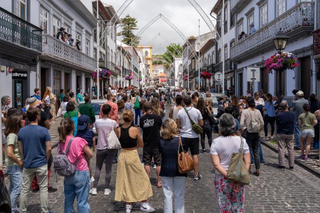 Festival "Rua Direita" em Angra do Heroísmo aborda migrações 