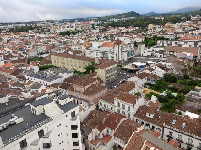 Comissão Europeia alerta para falta de habitação acessível