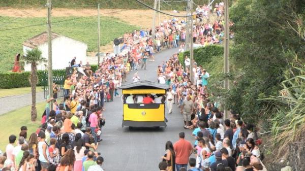 Elétrico vence a quinta Corrida da Caloura (vídeo)