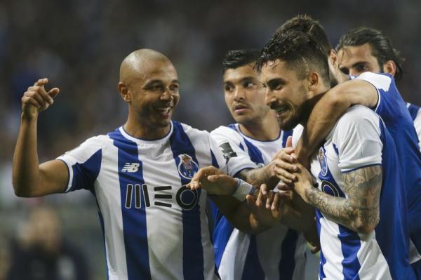 FC Porto vence Marítimo e isola-se provisoriamente na liderança da I Liga