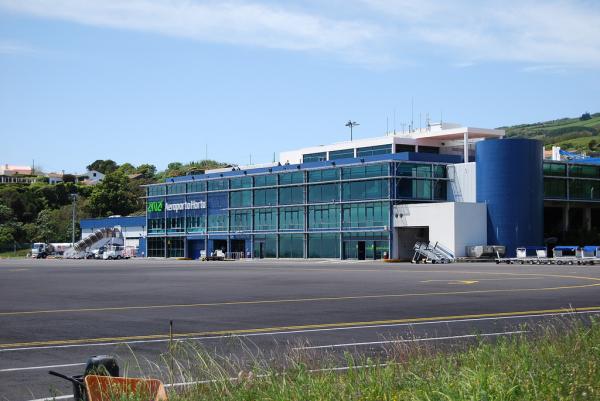 Câmara da Horta adjudica elaboração de projeto para ampliação da pista do aeroporto