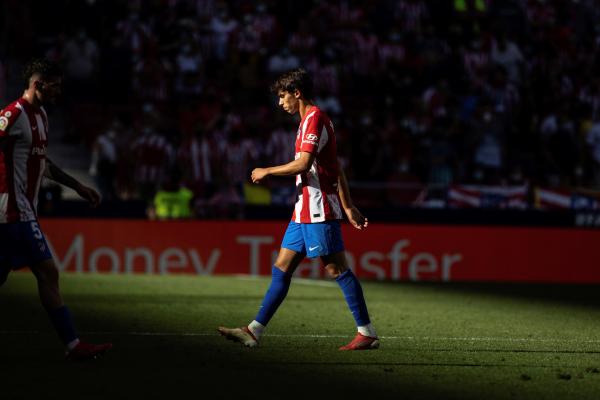 João Félix emprestado pelo Atlético de Madrid ao FC Barcelona 