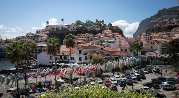Regiões autónomas com "forte crescimento económico" em 2022, sobretudo Madeira