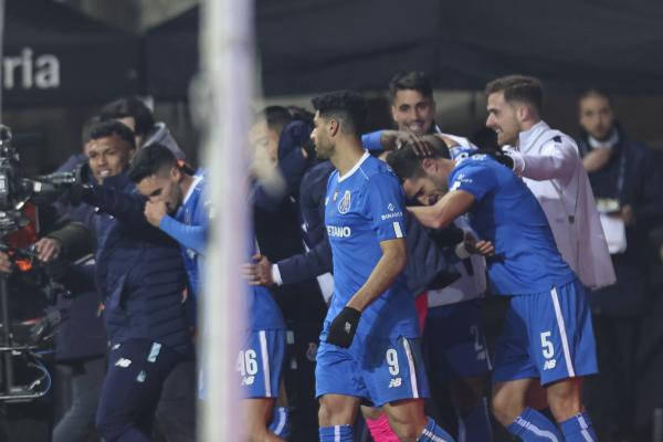 FC Porto vence Sporting e conquista Taça da Liga pela primeira vez