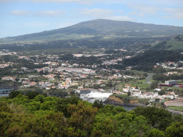 Dois sismos sentidos hoje na ilha Terceira