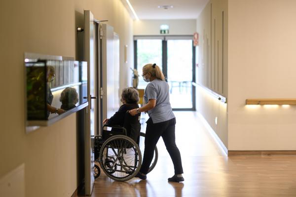 Lista de espera para lares nos Açores com 540 idosos