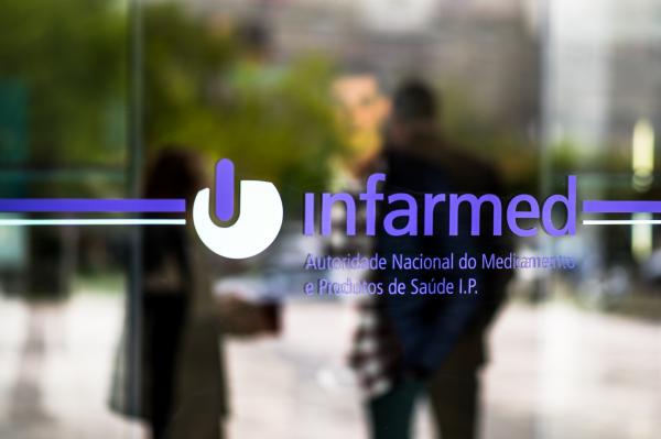 Infarmed diz que Portugal tem um polo da reserva europeia de medicamentos