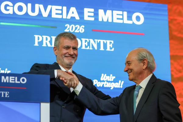 Gouveia e Melo revela que lhe ofereceram chefia das Forças Armadas para desistir da candidatura